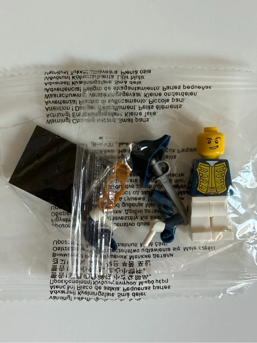 LEGO Imperial Soldiers Minifigs ~LEGO Pirates Minifigures/LEGO Cannons Artillery